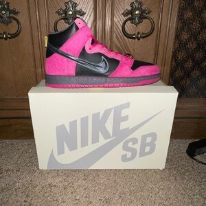 NIKE SB DUNK HIGH RUN THE JEWELS